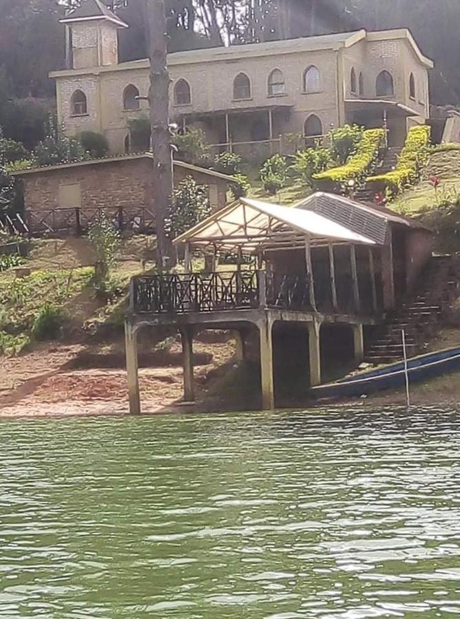 Le Chateau Du Lac De Mantasoa Eksteriør billede